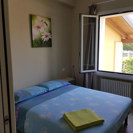 Вилла Graziosa Al Porto Moniga del Garda Экстерьер фото