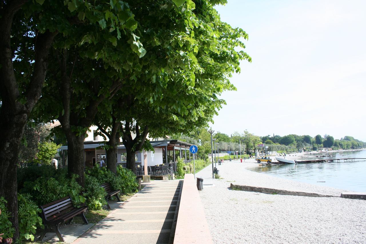 Вилла Graziosa Al Porto Moniga del Garda Экстерьер фото