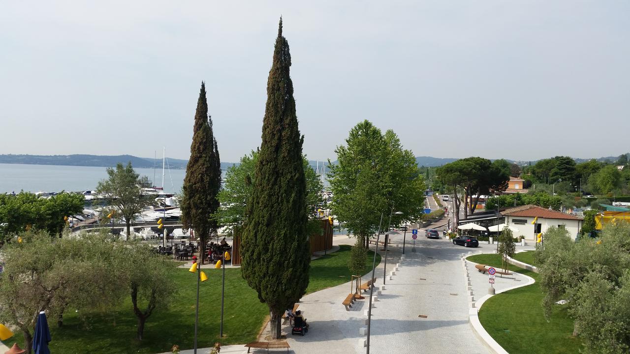 Вилла Graziosa Al Porto Moniga del Garda Экстерьер фото